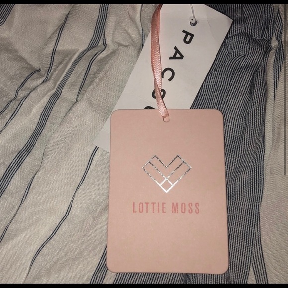 Lottie Moss PacSun Shorts - Picture 3 of 4